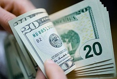 نشان طلای کشتی فرنگی قهرمانی جهان بر گردن میرزا زاده نشان طلای کشتی فرنگی قهرمانی جهان بر گردن میرزا زاده