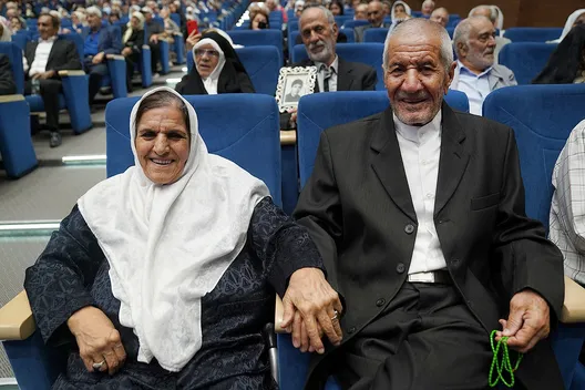برگزاری ­جشن عهد ماندگار ۵۰ ساله در تهران