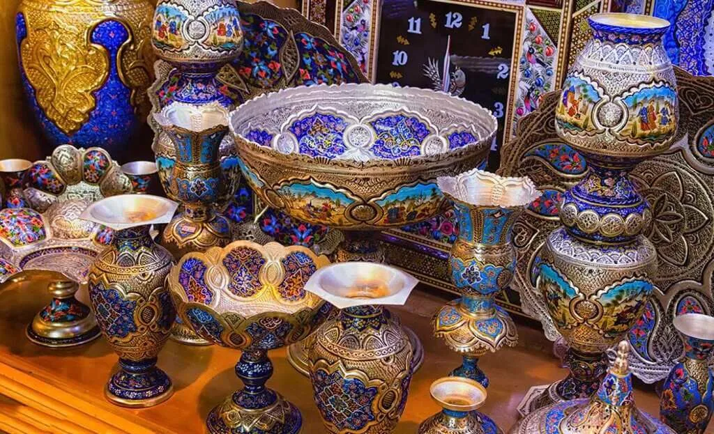 پیش‌بینی ۱۲.۳ همت تسهیلات حمایتی برای حوزه‌های گردشگری و صنایع دستی