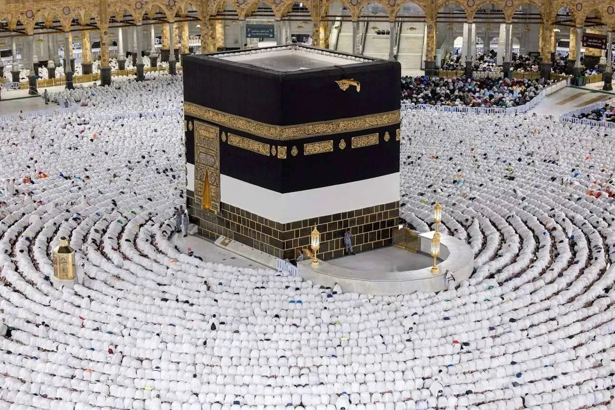 ضرورت مراجعه همه متقاضیان حج تمتع برای معاینات پزشکی